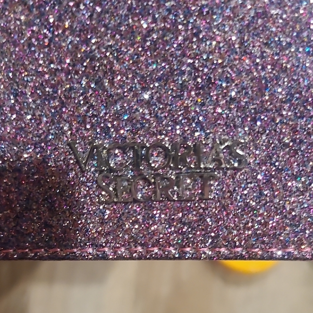 NWT Victoria's Secret Pink Sparkly Journal/Diary With Pen Limited Edition - Picture 5 of 7